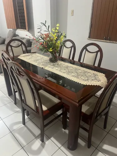 Mesa de jantar / aceito cartão