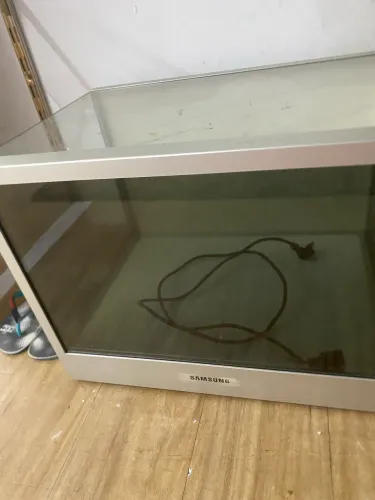 Vendo vitrine expositora Samsung
