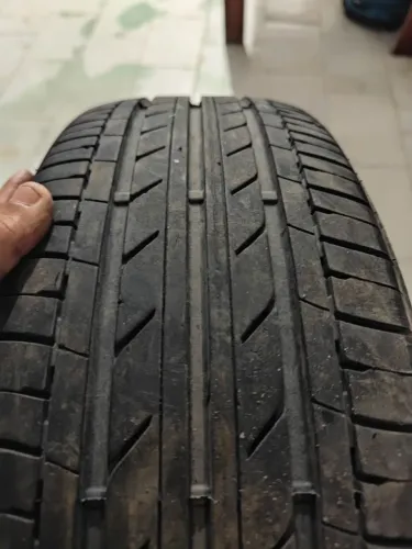 Pneu Bridgestone Tá zero LEIAM A DESCRIÇÃO