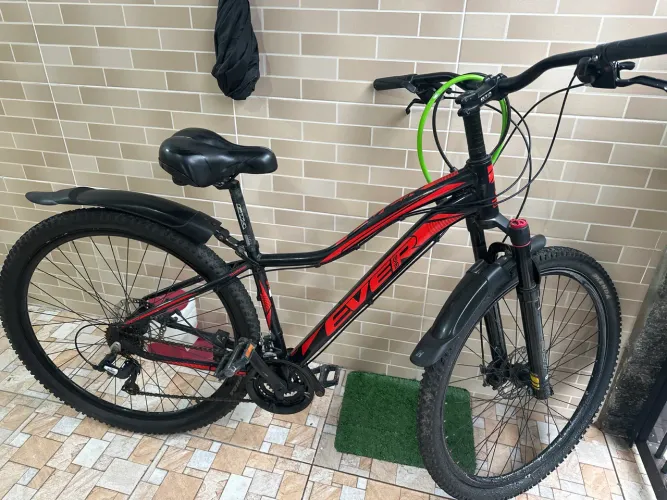 Bike Ever Big Aro 29 Quadro 15 - Freio a Disco - Muito Nova