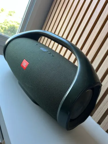 JBL boombox 1