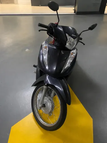 Honda biz 110 ano 2021