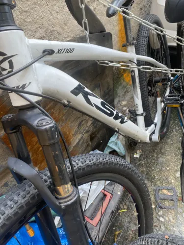 Bicicleta ksw novinha só relgular as marchas *
