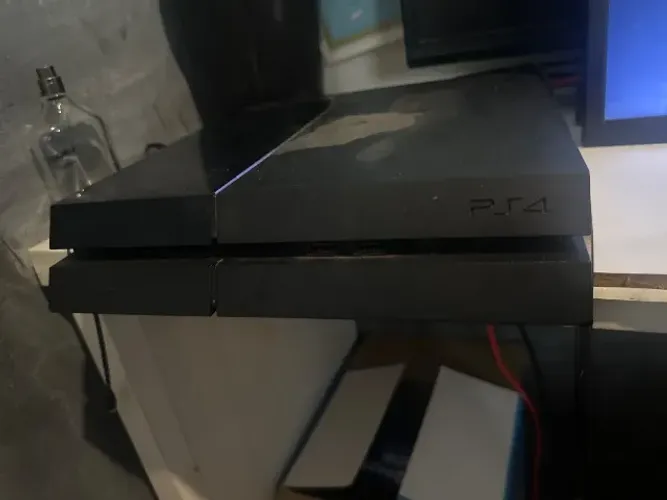 PlayStation 4 Usado