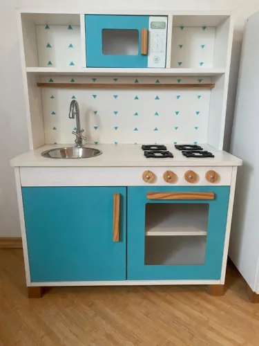 cozinha infantil em madeira