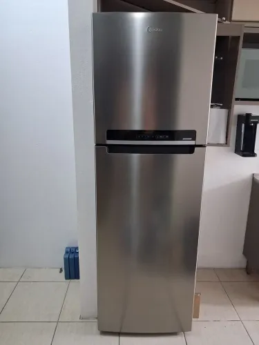 Geladeira midea 394lt