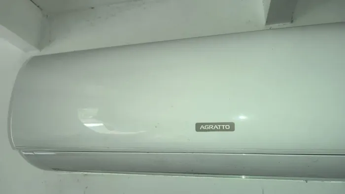 Ar condicionado split Agratto 18000 BTUs 220 V modelo acs18fr4-02