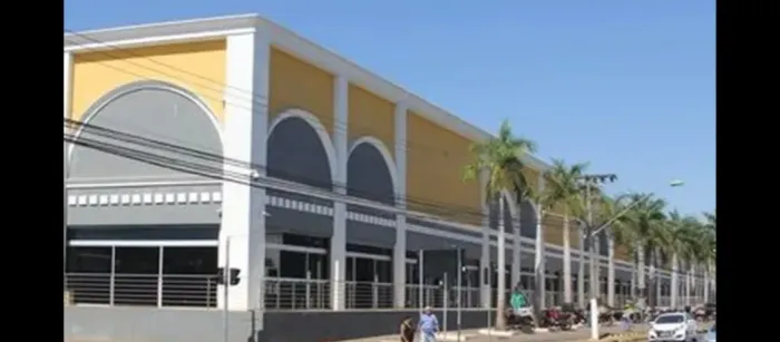 BOX COMERCIAL NO SHOPPING POPULAR EM CUIABÁ