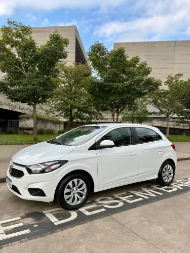 Chevrolet Onix Hatch LT 1.4 8V Flex Mec. 4P 2018