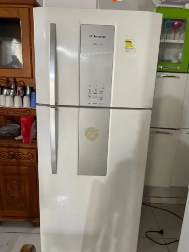 Vende geladeira parcelo 10x sem juros