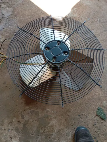 Motor ventilador condensadora Carrier 60.000 BTUs mais hélice