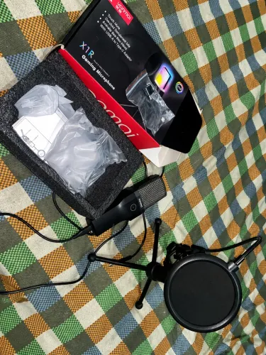 Microfone COIBEU com Condensador, USB e Tripé Profissional