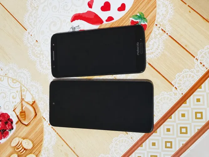 2 celulares por 200 moto g05 moto g6