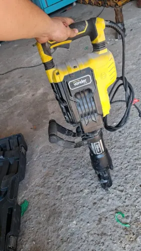  Martelo Demolidor 1700w 65 joules Vonder MDV 1765 Com Punho Auxiliar e Maleta