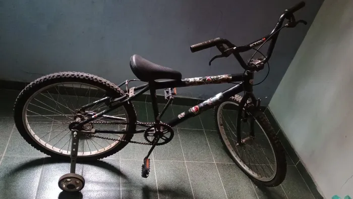 Bicicleta aro 24, completa