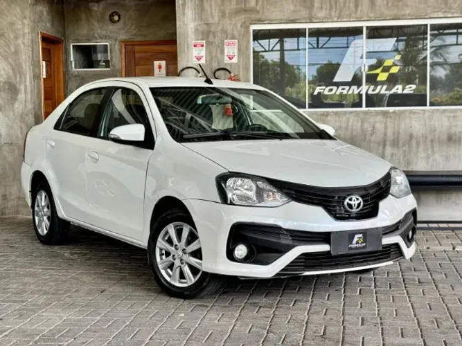 Toyota Etios X Plus Sedan 1.5 Flex 16V 4P Mec. 2019