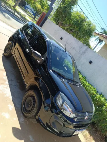 Fiat Uno Attractive 1.0 EVO Fire Flex 8V 5P 2020