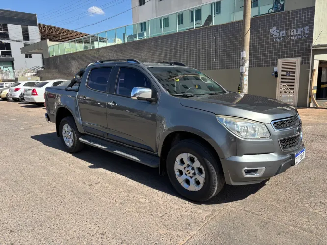 Chevrolet S10 Pick-up LTZ 2.4 F.power 4X2 CD 2013