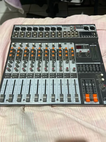 Mesa de som Soundcrafit SX1202FX USB