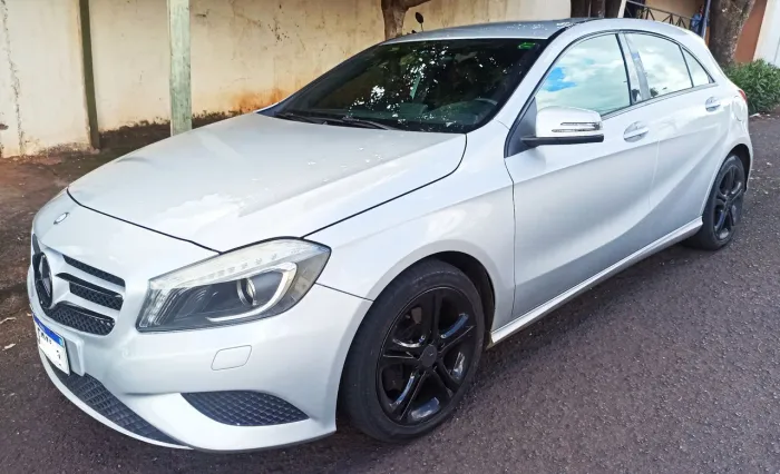 Mercedes-Benz Classe A 200 1.6 TB 16V Urban 156cv Aut. 2013