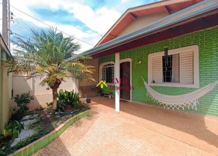 Casa à Venda no Perdizes | Rua Sem Saída e Muito Espaço para sua Família