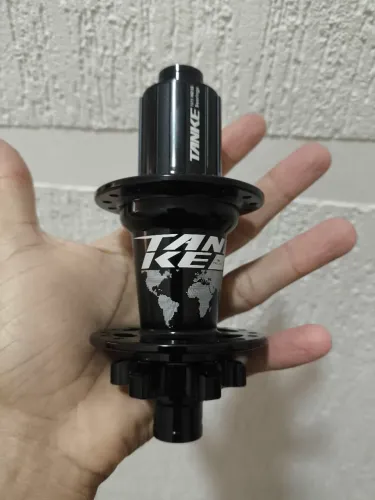 Cubo Traseiro 28 Furos HG