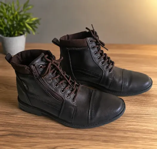 Bota Masculina Couro Marrom Escuro com Zíper Tam. 40