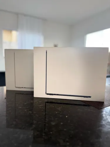 MacBook Air m5 512/16 LACRADO+GARANTIA