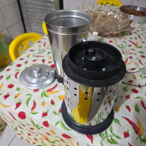 Liquidificador Industrial Profissional 4 Litros Baixa Rotação KD Eletro - Potência e Força