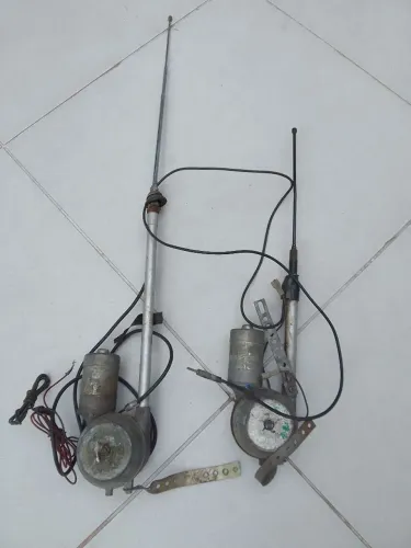 PAR ANTENAS ELÉTRICAS TRUFFI ANTIGAS TELESCÓPICAS p RESTAURAÇÃO, ANOS 80 90, OPORTUNIDADE 