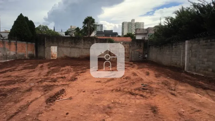 Terreno para venda no bairro Cidade Jardim