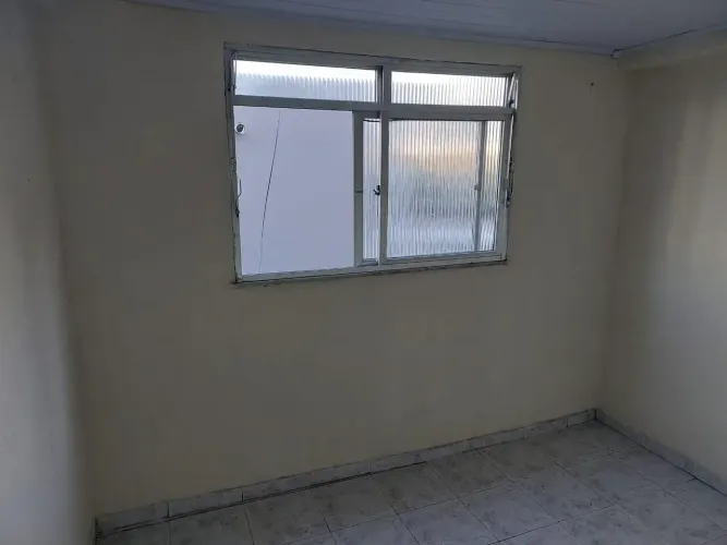 Imóvel para aluguel com 40 metros quadrados com 2 quartos em Inhaúma - Rio de Janeiro - RJ