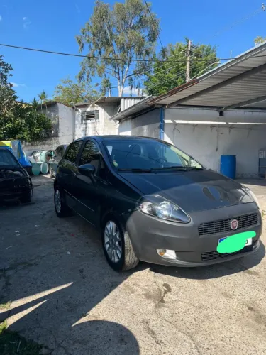 Fiat Punto Essence 1.6 Flex 16V 5P 2012