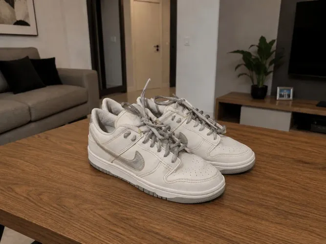 Tênis Nike branco feminino TAM 34/