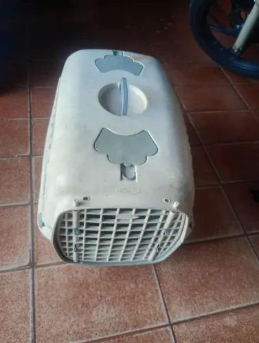 Caixa de transporte de cães
