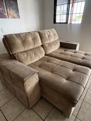Sofá retrátil suede