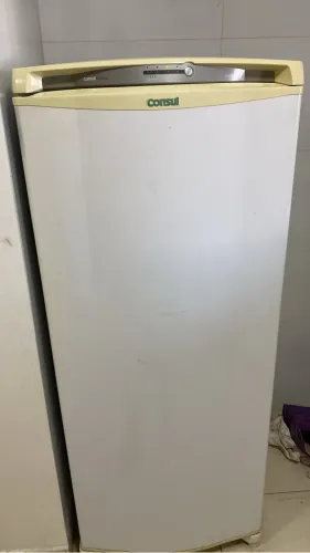 Geladeira, fogão e tv para venda 