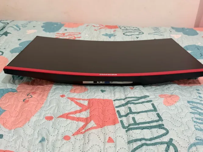 Monitor Gamer Concórdia com tela de 23.8" 100Hz e resolução Full HD