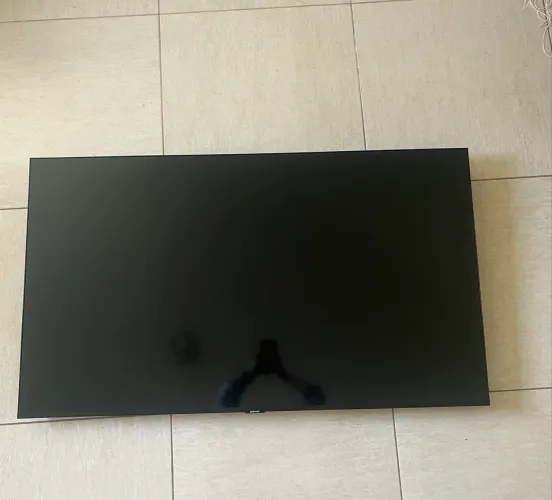 Tv Samsung Smart Crystal UHD 4K 50 polegadas com Avaria