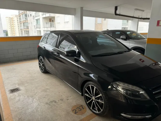 Mercedes-Benz Classe B 200 CGI 1.6 TB Sport 156cv AUT 2013