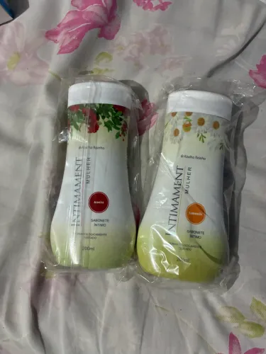 2 sabonetes íntimos abelha rainha camomila aroeira