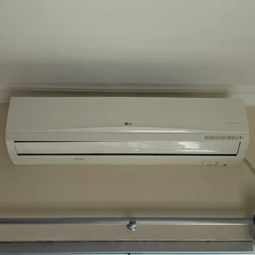 Aparelho de ar condicionado 18000 BTUS marca LG