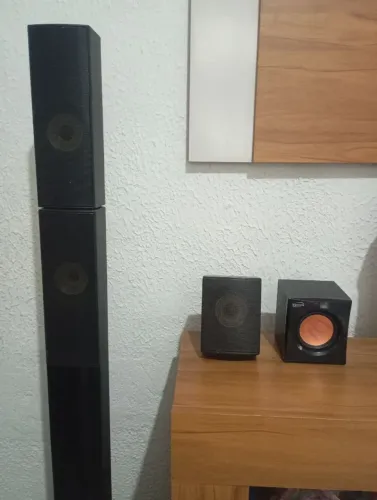 Home theater 