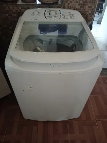 Máquina de lavar eletrolux