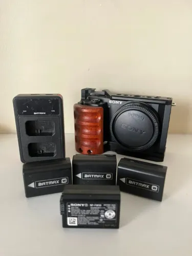 Sony ZVE-10 (somente corpo)