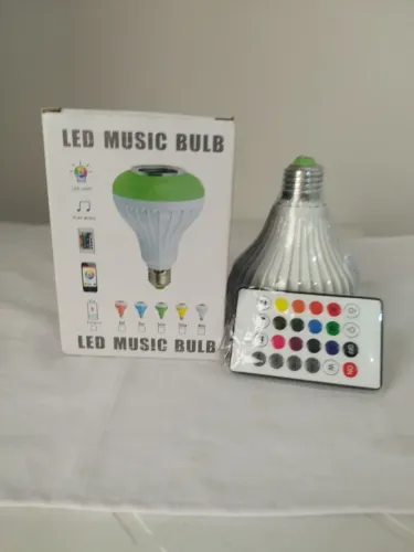 Lâmpada LED Musical Bluetooth com Controle Remoto