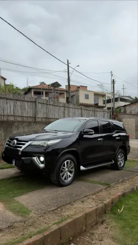 Toyota Hilux SW4 SRX 4X4 2.8 TDI 16V Dies. Aut. 2017