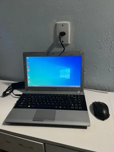 Vendo Notebook Samsung RV411!