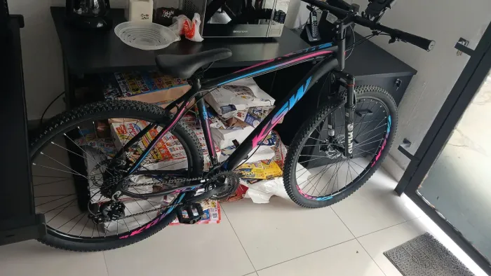 Vendo bicicleta Ksw aro 29 somente 1 semana de uso