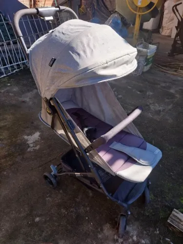 Desapego carrinho + cadeirinha